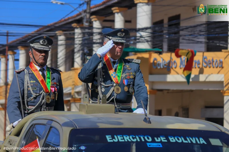 GOBERNACIÓN ACOMPAÑA LA PARADA MILITAR EN HOMENAJE A LOS 201 AÑOS DE LAS FUERZAS ARMADAS