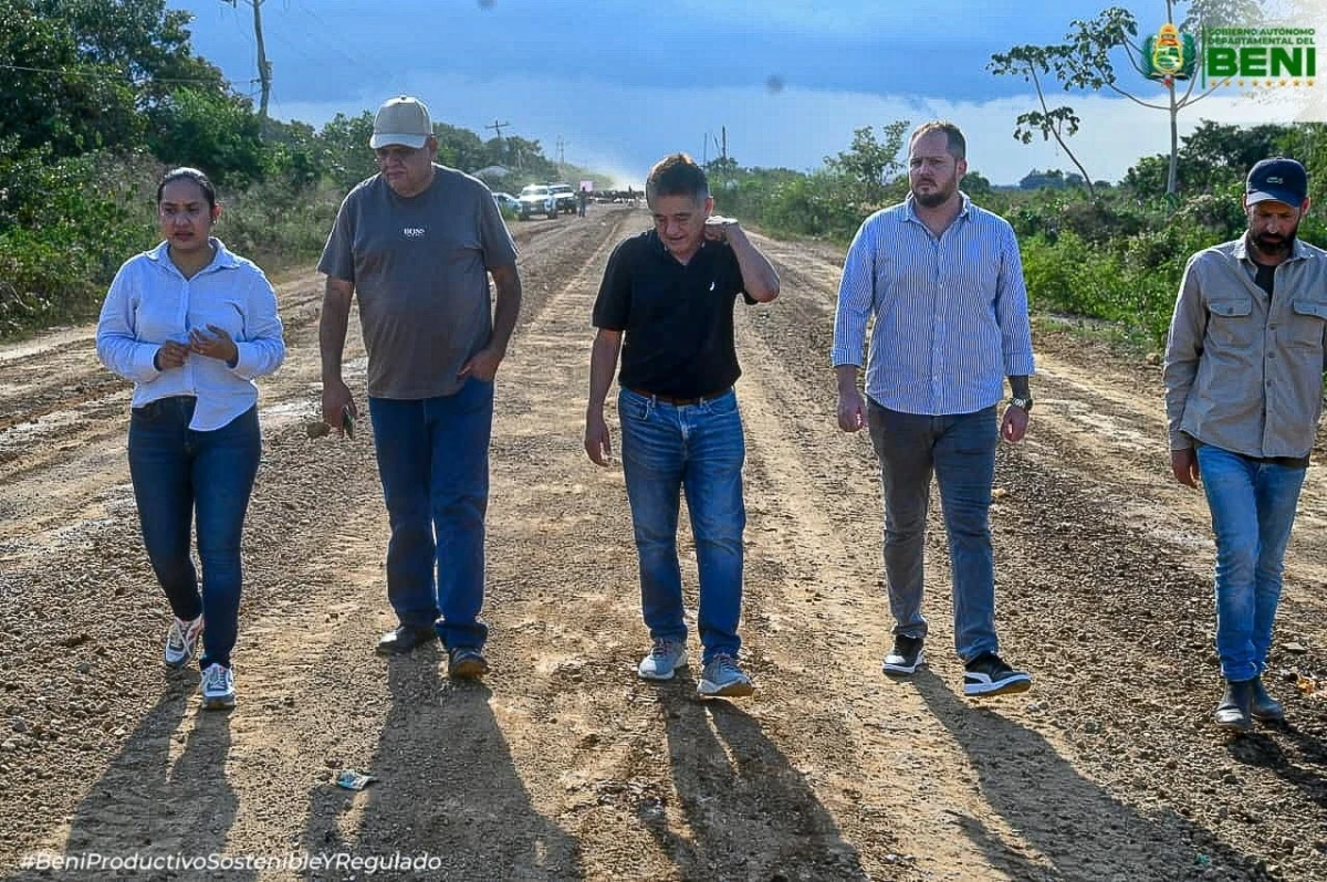 GOBERNACIÓN OPTIMIZA RECURSOS Y PRIORIZA EL MEJORAMIENTO CARRETERO PARA LA FESTIVIDAD DEL DIVINO NIÑO EN SACHOJERE