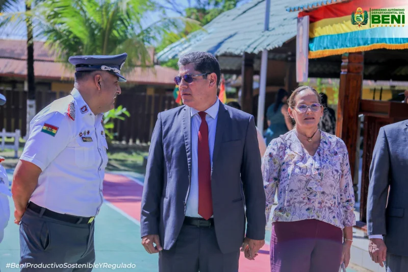 GOBERNADOR DEL BENI PARTICIPA DE  LOS 146 AÑOS DE LA SEXTA DIVISIÓN DEL EJÉRCITO 