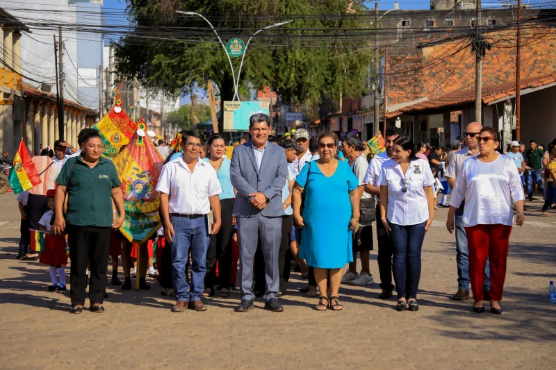 GOBERNACIÓN CONMEMORA EL DÍA DE LA BANDERA BOLIVIANA