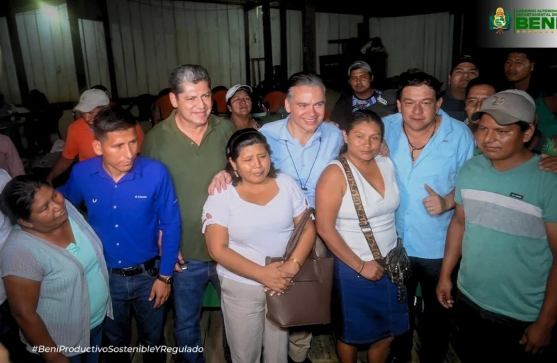GESTIÓN DEL GOBERNADOR JESÚS EGÜEZ Y MINISTRO DE DEFENSA ERNESTO JUSTINIANO LOGRA ACUERDO EN PUENTE SAN PABLO Y RESTABLECE LA CIRCULACIÓN